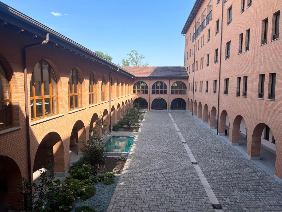 Corte Milano Rozzano Bagian luar foto