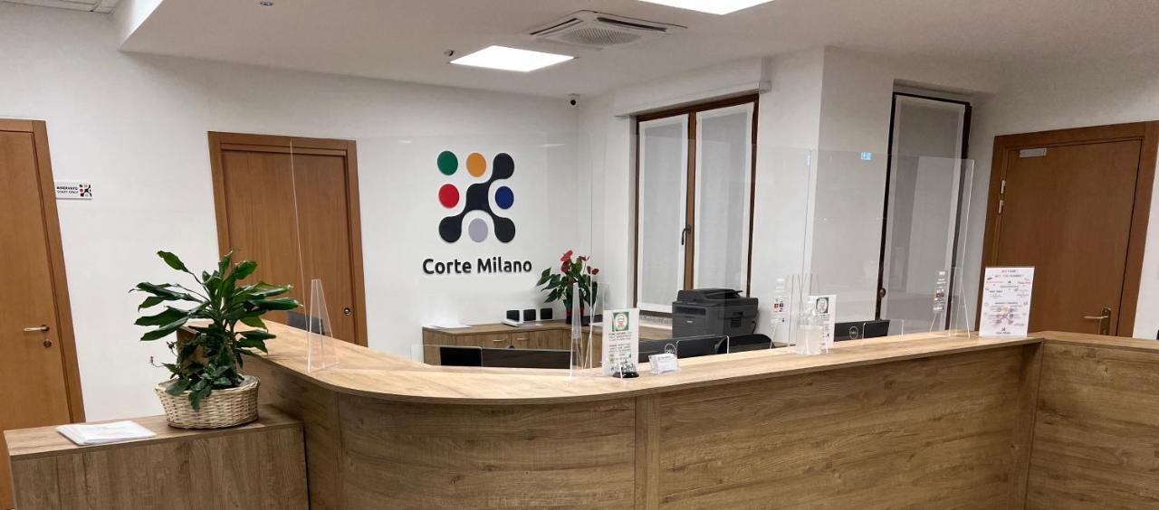 Corte Milano Rozzano Bagian luar foto